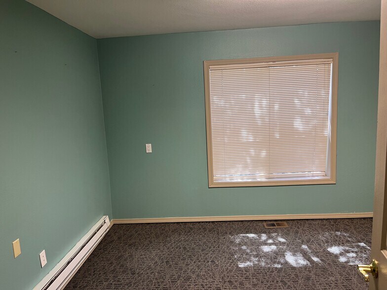 More Photos Of 3104 W Kennewick Ave, Kennewick Office For Lease