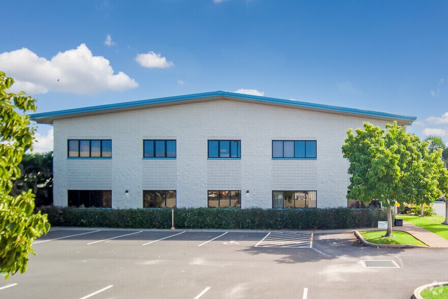 More Photos Of 91-162 Malakole St, Kapolei Warehouse For Lease