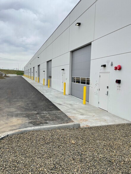 More Photos Of 1410 W Karcher Rd, Nampa Warehouse For Lease