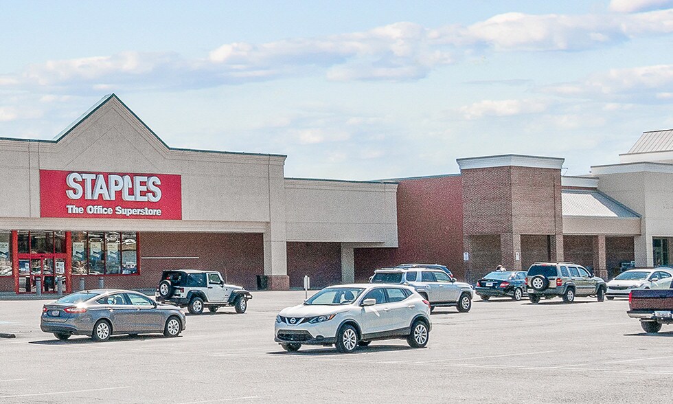 More Photos Of 104-150 Riverstone Pky, Canton General Retail For Lease