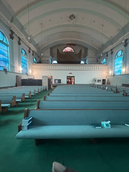 More Photos Of 5001 S Hermitage Ave, Chicago Religious Facility For Sale