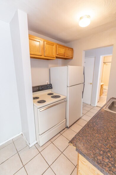 More Photos Of 650 Straight St, Cincinnati Apartments For Sale