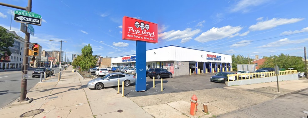 More Photos Of 827 N Broad St, Philadelphia Auto Repair For Lease