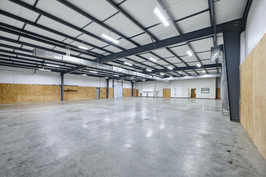 More Photos Of 135 Joshua Ct, Lincolnton Warehouse For Sale