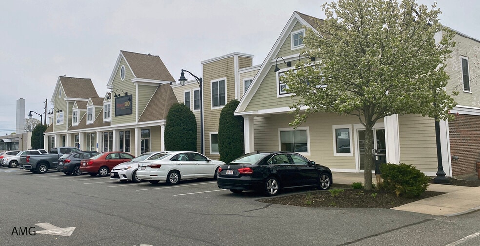 More Photos Of 540 Main St, Hyannis General Retail For Sale