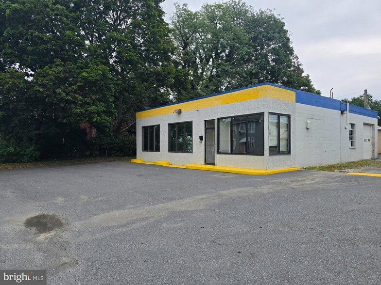 More Photos Of 34 E Main St, Fleetwood Auto Repair For Sale