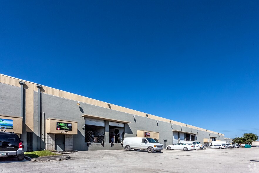 More Photos Of 6709 NW 84th Ave, Doral Light Distribution For Lease