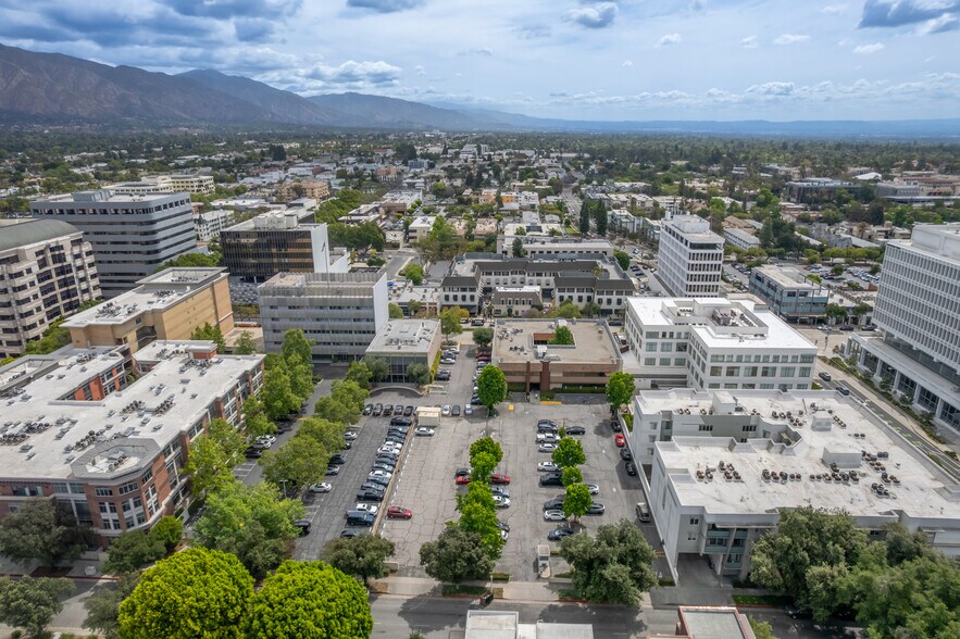 More Photos Of 141 S Lake Ave, Pasadena Office For Sale