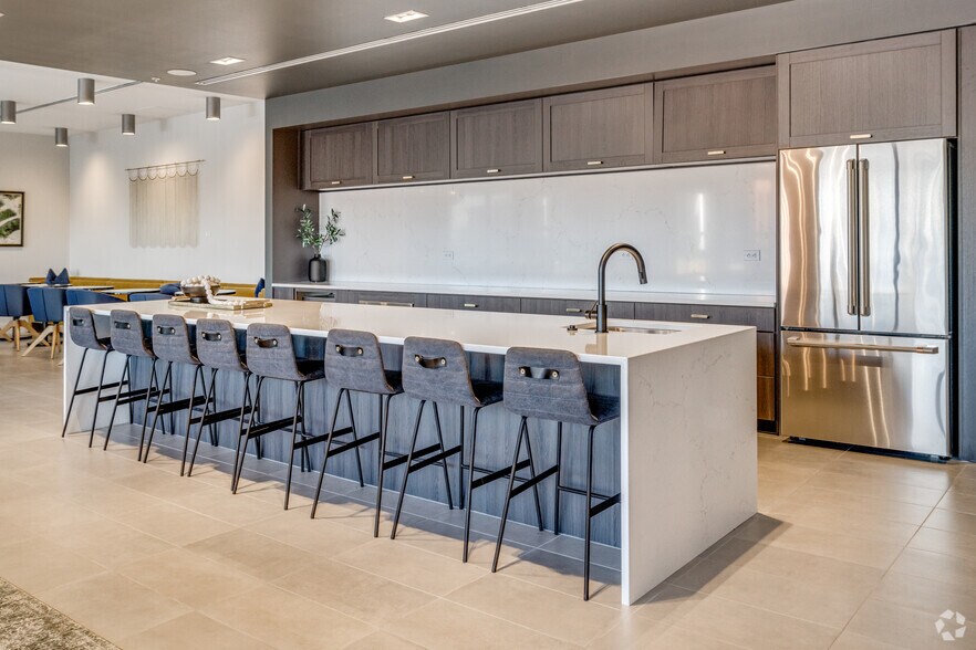 More Photos Of 1840 Market St, Denver Apartments For Lease