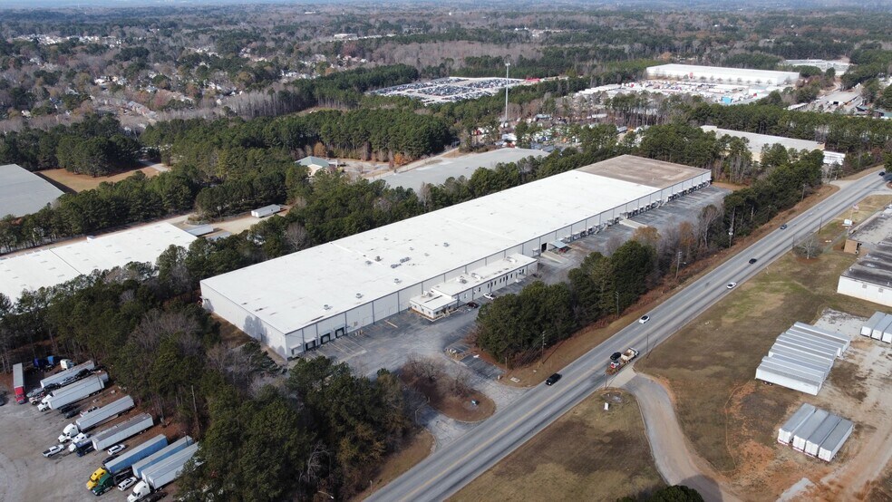 More Photos Of 1995 Lithonia Industrial Blvd, Lithonia Warehouse For Lease