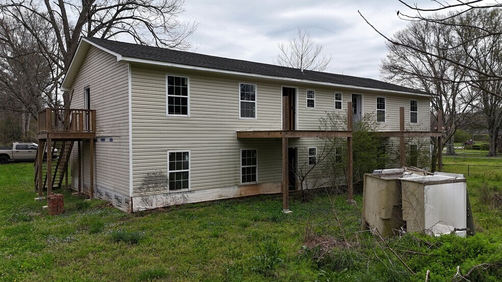 More Photos Of 57 Mill St, Cave Spring Multifamily For Sale