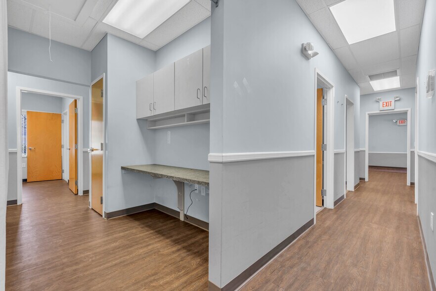 More Photos Of 508 Lakehurst Rd, Toms River Medical For Sale