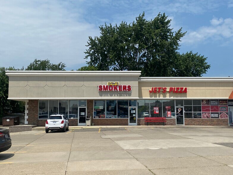 More Photos Of 31075-31089 Hayes Rd, Warren Freestanding For Lease