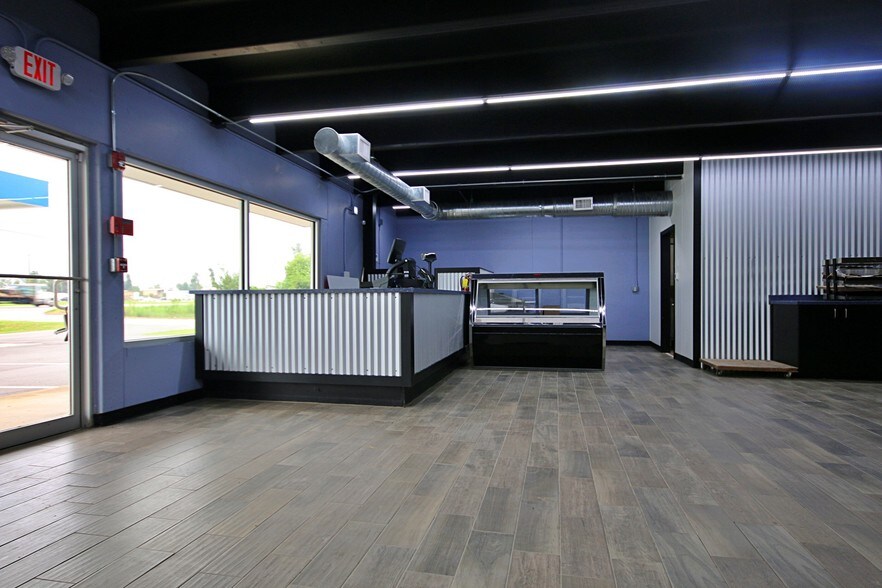 Primary Photo Of 3503 Sylvester Hwy, Albany Convenience Store For Sale