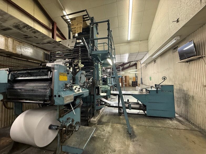 More Photos Of 1910 S Interstate 35, San Marcos Manufacturing For Sale