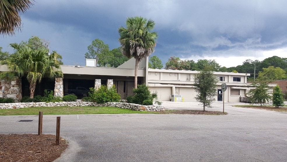 More Photos Of 207 NW 23rd Ave, Gainesville Medical For Sale
