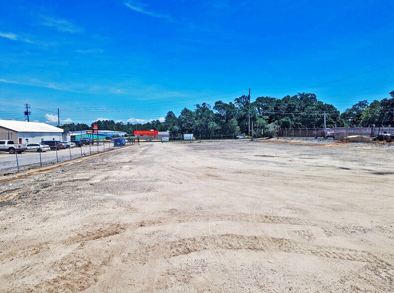 More Photos Of 5788 US-90 Hwy, Theodore Showroom For Lease