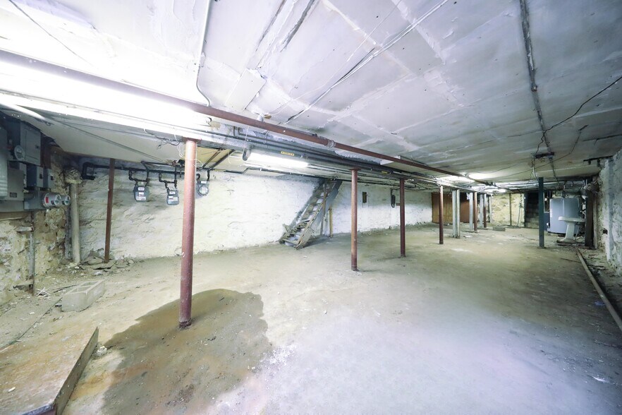 More Photos Of 4518 11th Ave, Brooklyn Storefront Retail Residential For Sale