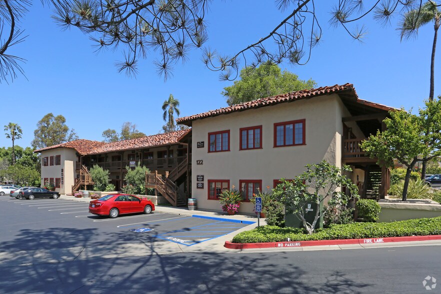 More Photos Of 122 Civic Center Dr, Vista Office For Sale