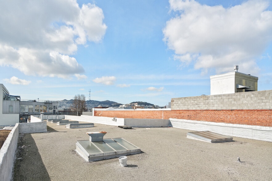 More Photos Of 460-464 9th St, San Francisco Loft Creative Space For Sale