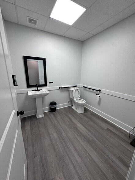 More Photos Of 4396 Lamkin Dr, Evans Freestanding For Lease