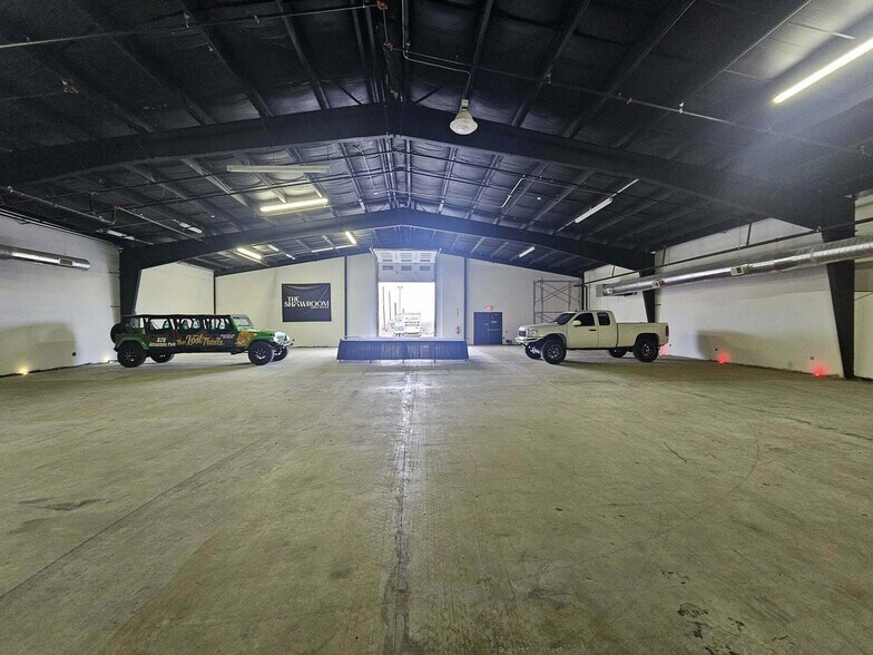 More Photos Of 1171 Main St, Gouldsboro Sports And Entertainment For Sale