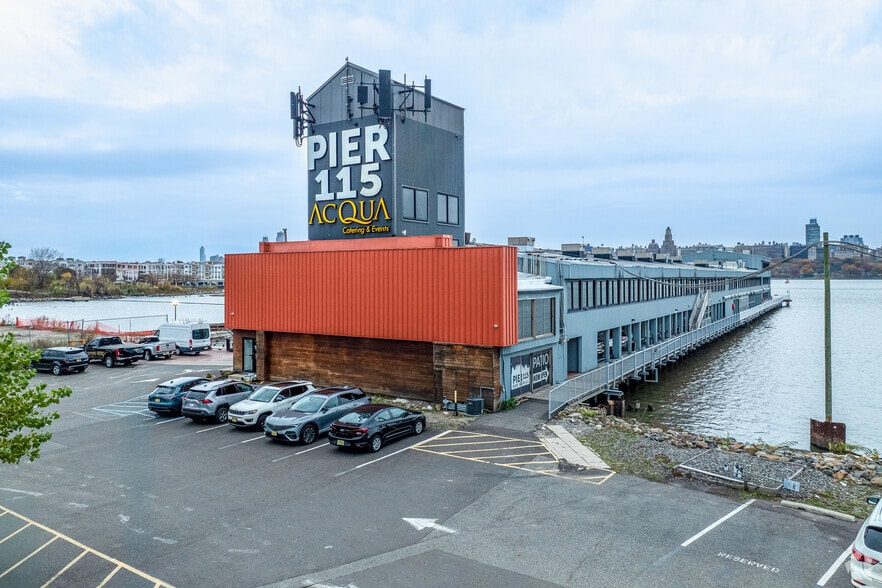 More Photos Of 115 River Rd, Edgewater Restaurant For Lease