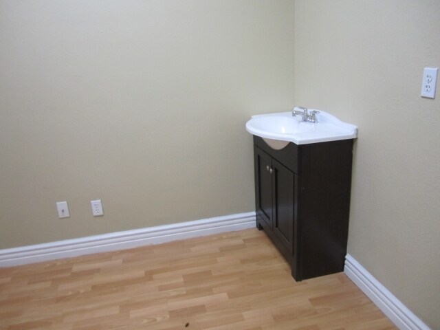 More Photos Of 2881 S Valley View Blvd, Las Vegas Office Residential For Lease