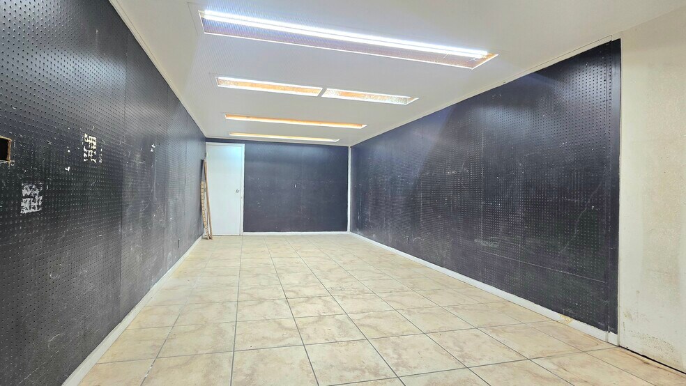 More Photos Of 22755 Antelope Blvd, Red Bluff General Retail For Lease