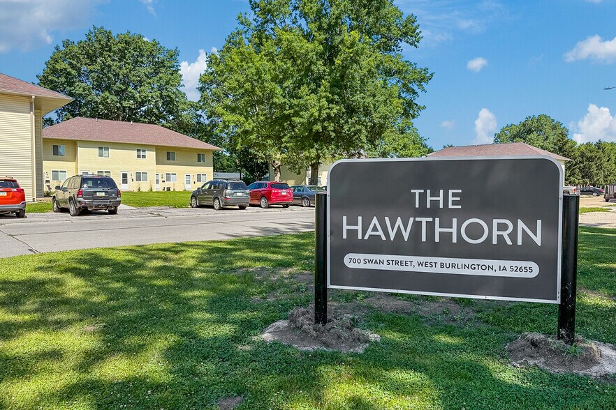 More Photos Of 701 Swan St, West Burlington Multifamily For Sale