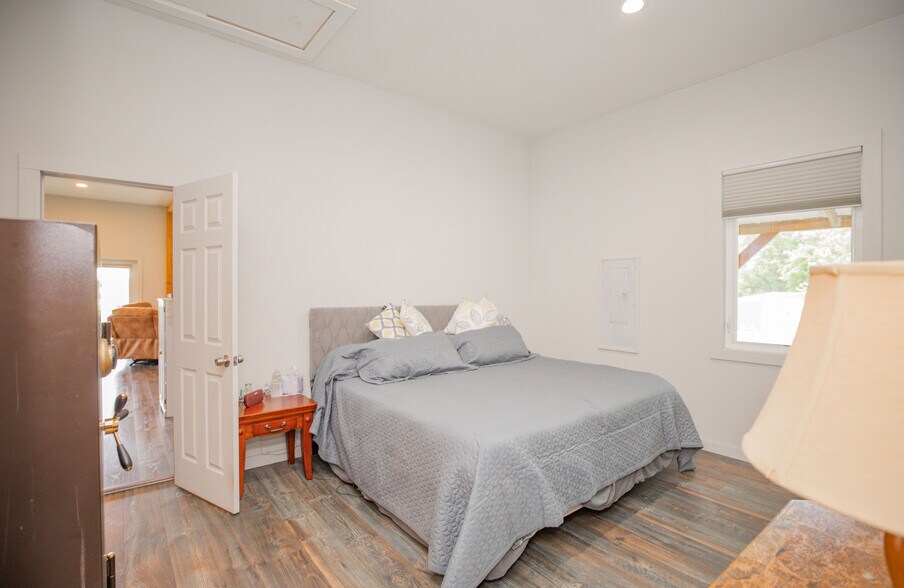 More Photos Of 8400 E 1320 Rd, Stockton Winery Vineyard For Sale