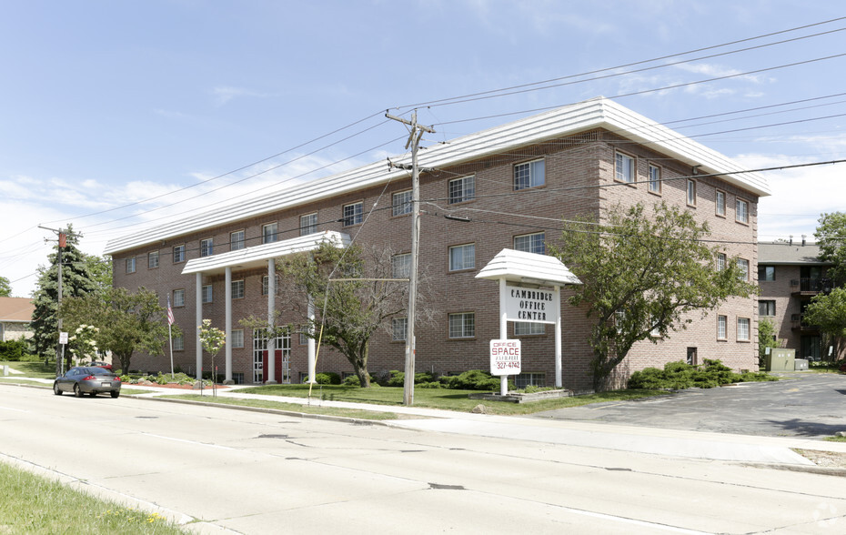 Primary Photo Of 9401 W Beloit Rd, Milwaukee Office For Lease