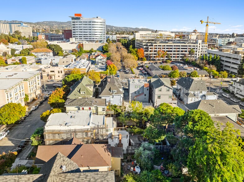 More Photos Of 3227-3231 Telegraph Ave, Oakland Apartments For Sale