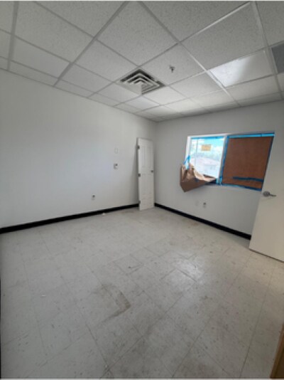 More Photos Of 2300-2340 W 8th Ave, Hialeah Radio TVTransmission Facilities For Lease