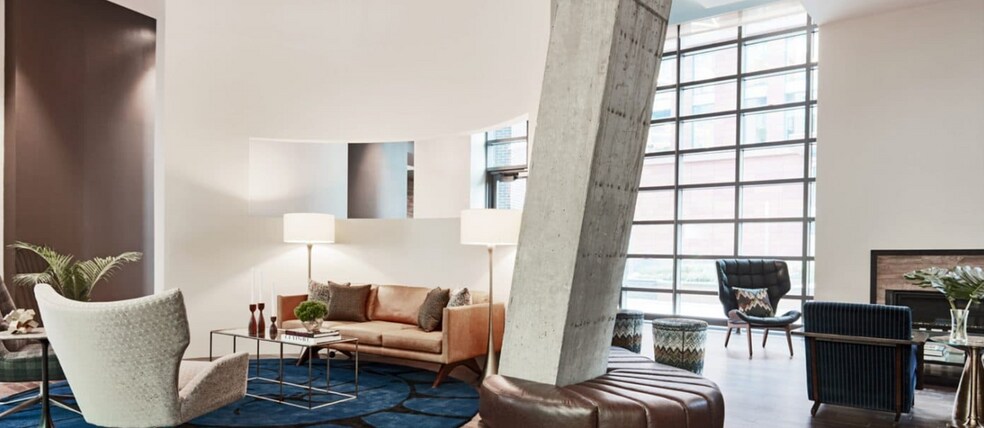 More Photos Of 1008 N Glebe Rd, Arlington Apartments For Lease