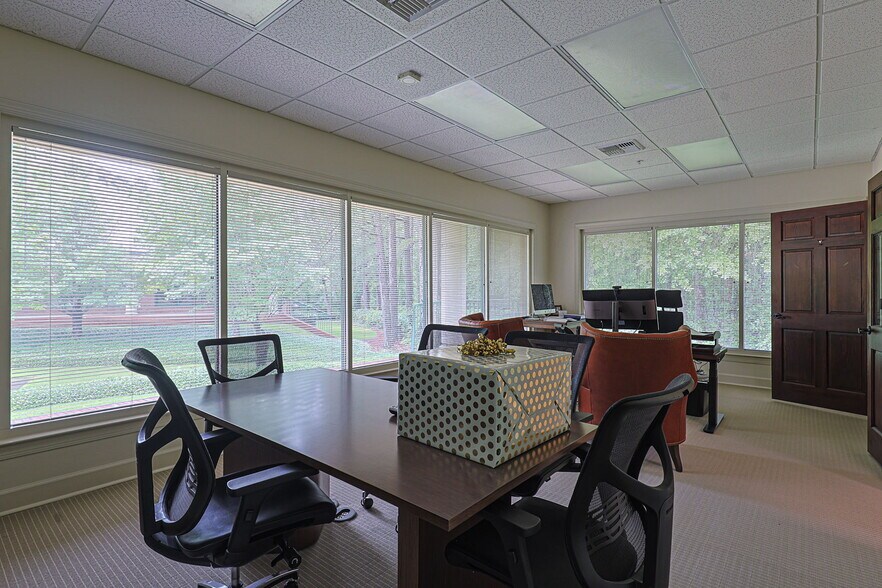 More Photos Of 1100 Brookstone Centre Pky, Columbus Office Residential For Sale