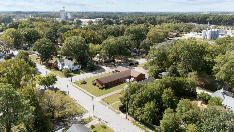 More Photos Of 4334 W Pine St, Farmville Religious Facility For Sale