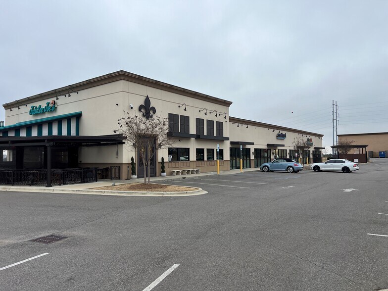 More Photos Of 5190 Medford Dr, Hoover Storefront Retail Office For Lease