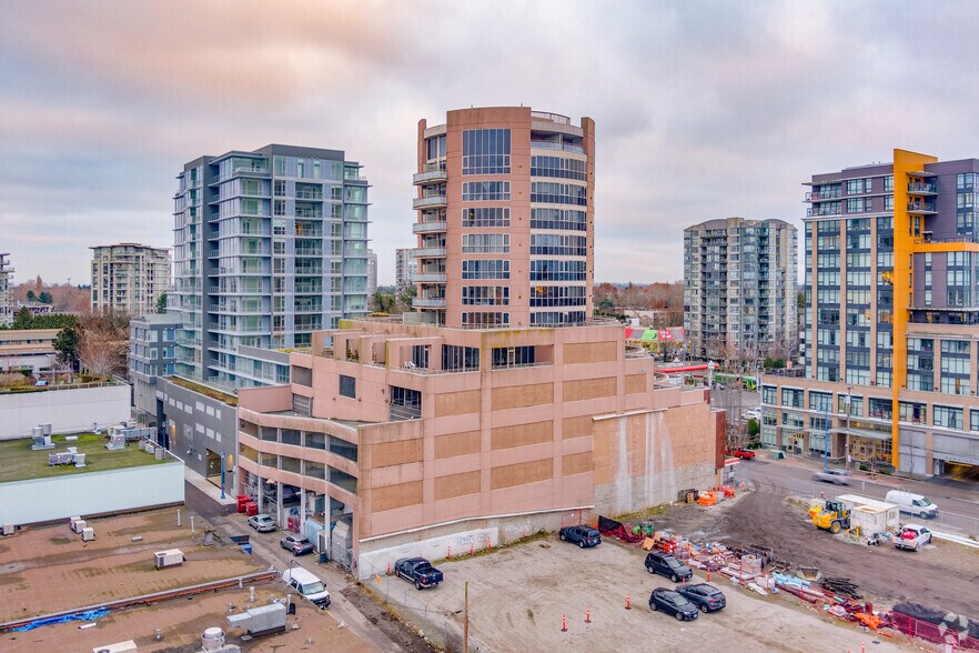 More Photos Of 8111 Anderson Rd, Richmond Office For Sale