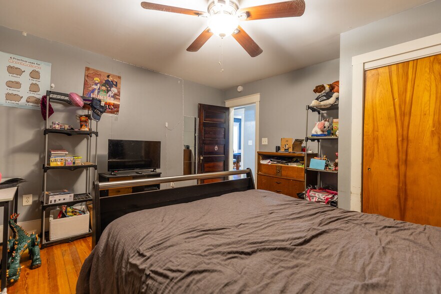 More Photos Of 232 N Main St, Mercersburg Storefront Retail Residential For Sale