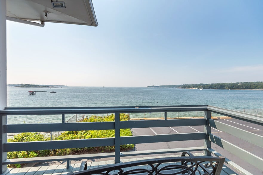 More Photos Of 30 Western Ave, Gloucester Office For Sale