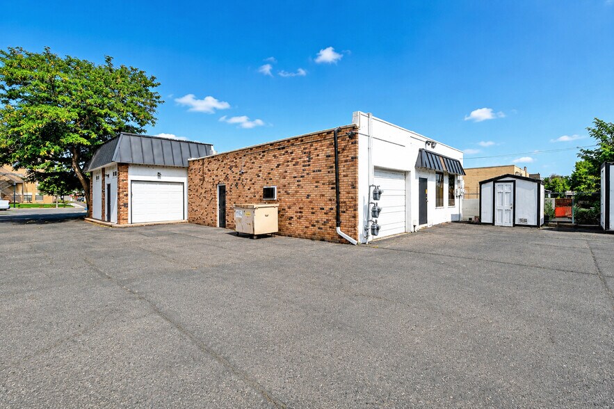More Photos Of 1422 8th Ave, Greeley Office For Sale