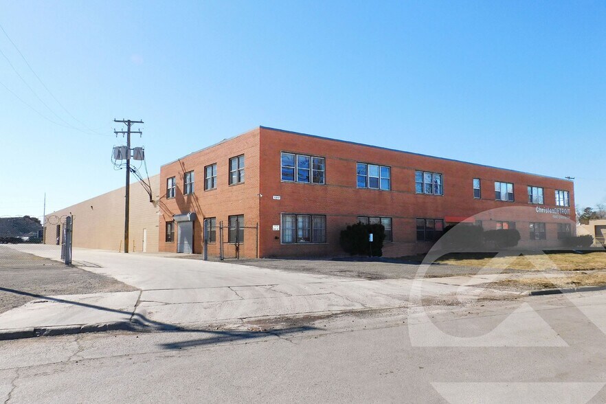 More Photos Of 15847 Glendale St, Detroit Manufacturing For Lease