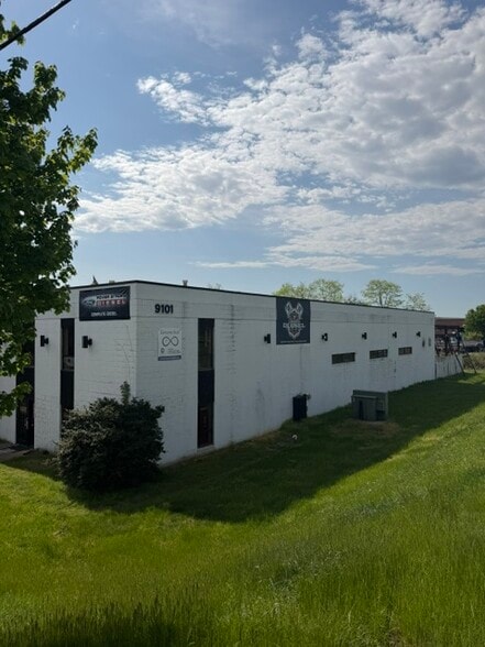 More Photos Of 9101 Industry Dr, Manassas Park Warehouse For Sale