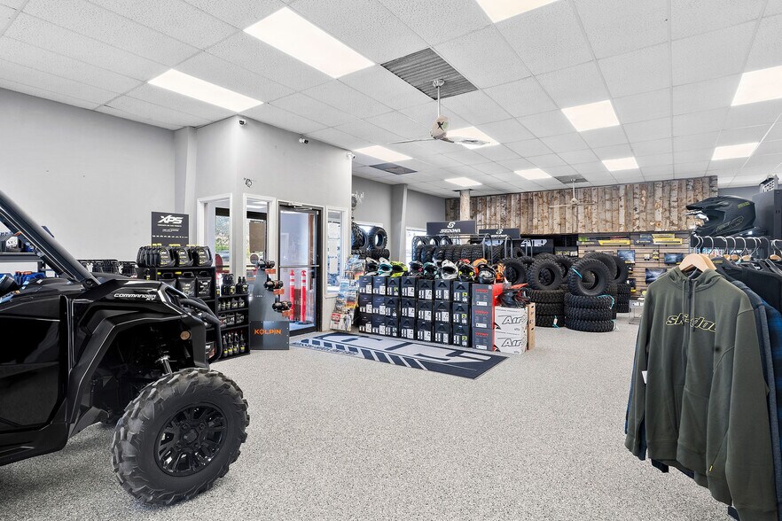 More Photos Of 29130 US 160 Hwy, South Fork Storefront For Sale