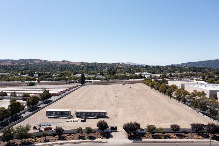 More Photos Of 3500 Boulder St, Pleasanton Land For Lease