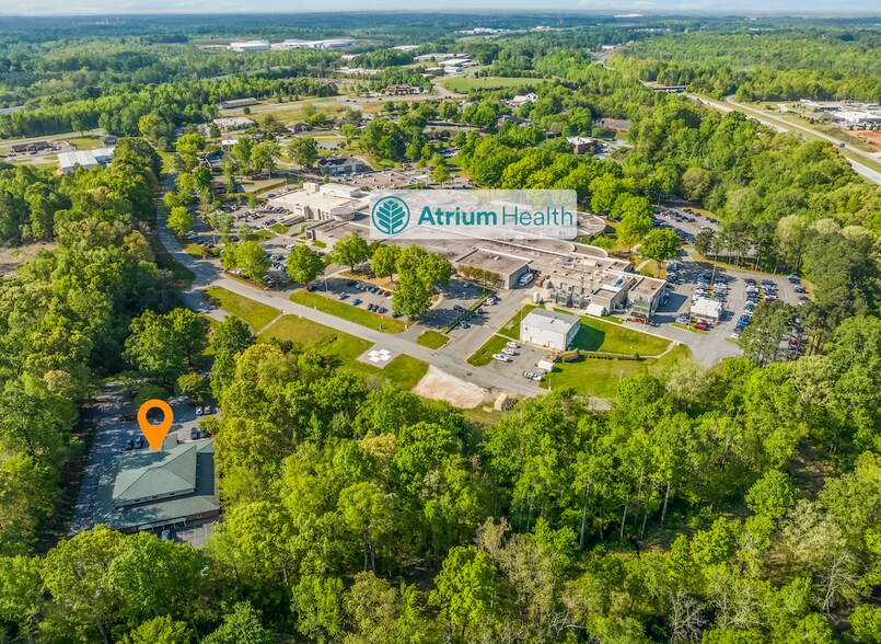 More Photos Of 510 Emergency Dr, Lexington Medical For Sale