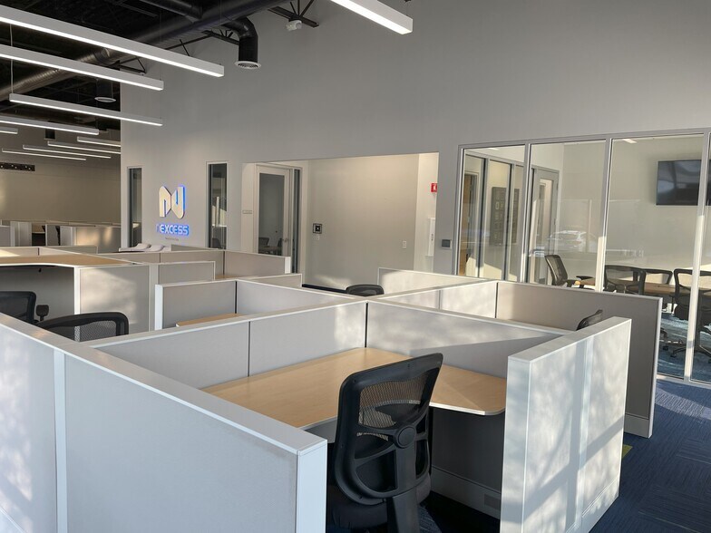 More Photos Of 21666 Melrose Ave, Southfield Industrial For Sale