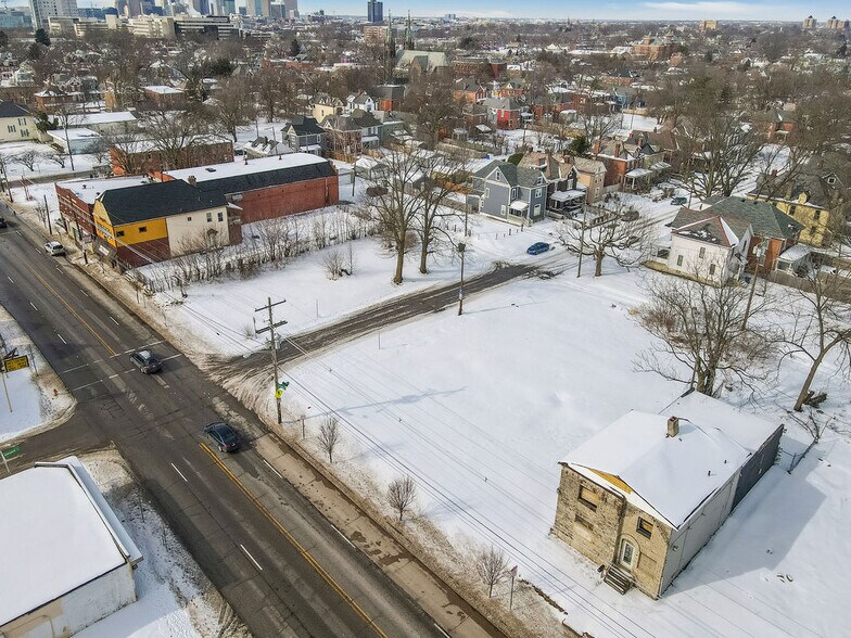 More Photos Of 1068-1072 E Livingston Ave, Columbus Storefront Retail Residential For Sale
