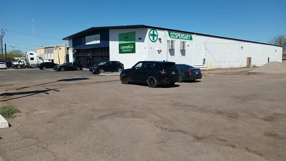 More Photos Of 2312 E Washington St, Phoenix Warehouse For Lease